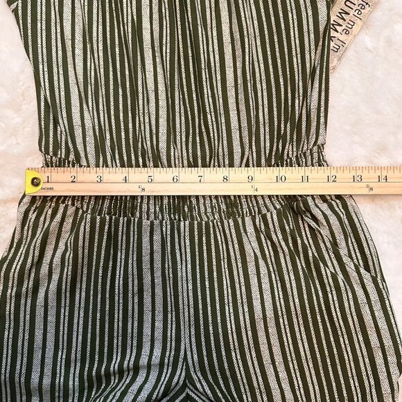 NWT Derek Heart Green & White Juniors‎ Romper, Small - Picture 13 of 14